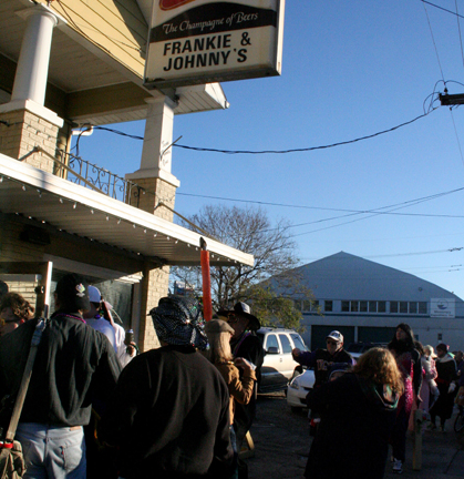 Mardi-Gras-2008-Phunny-Phorty-Phellows-Crawfish-Boil-4763