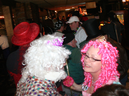 Mardi-Gras-2008-Phunny-Phorty-Phellows-Crawfish-Boil-4785