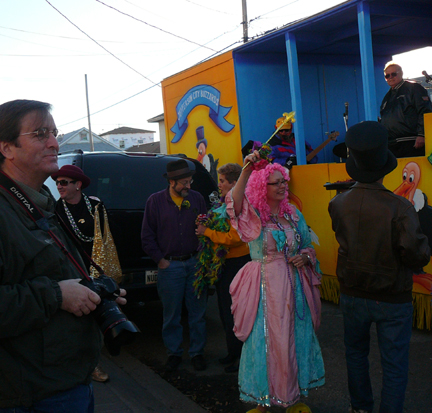 Mardi-Gras-2008-Phunny-Phorty-Phellows-Crawfish-Boil-4825a-hc