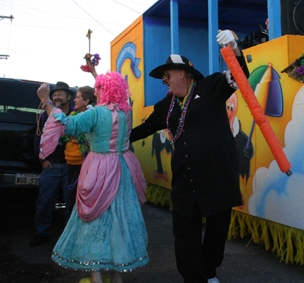 Mardi-Gras-2008-Phunny-Phorty-Phellows-Crawfish-Boil-4850