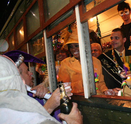 Phunny-Phorty-Phellows-2009-Mardi-Gras-New-Orleans-0204